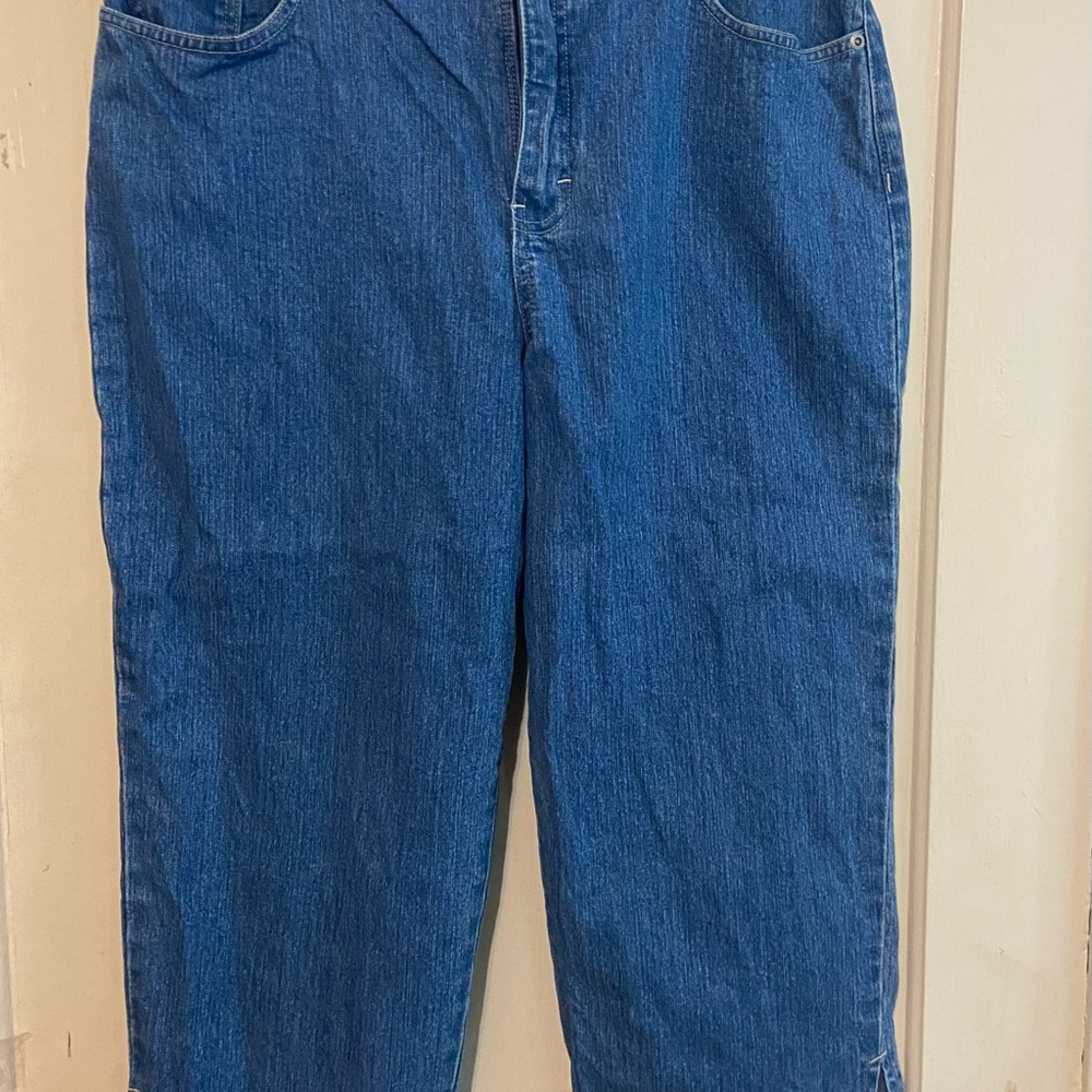 Gloria Vanderbilt Womens classic‎ fit Capri jeans 10 - Picture 2 of 10